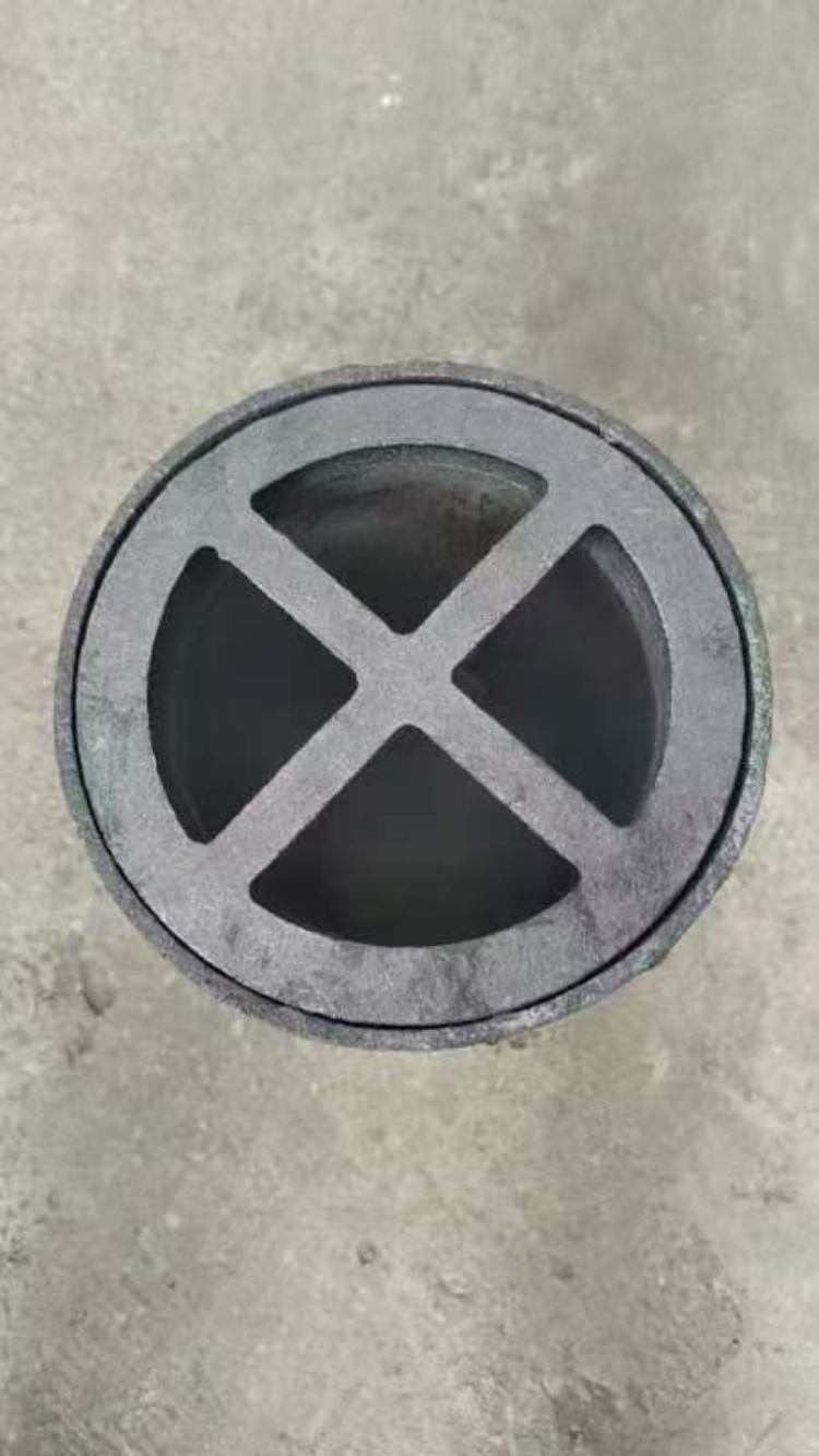 铸铁泄水管