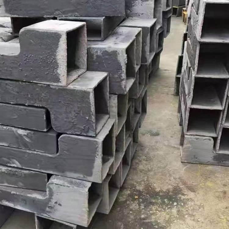 铸铁泄水管